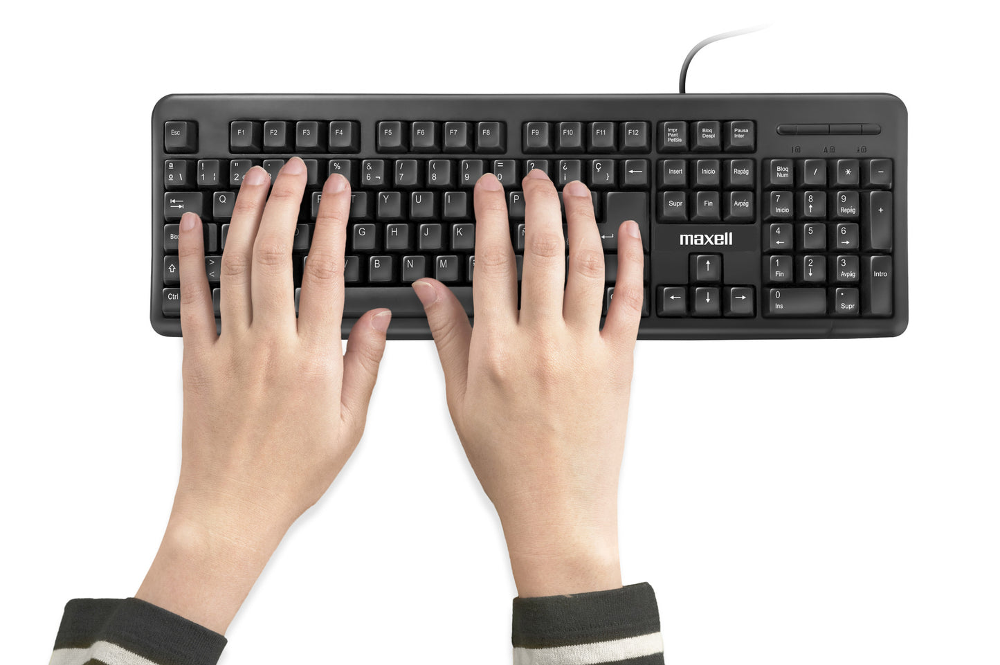 Teclado Básico Maxell KB-90 Conector Usb Negro